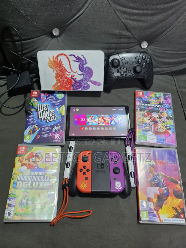 Nintendo Switch OLED Special Edition - 1