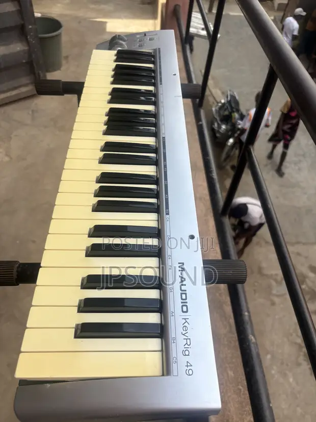 Studio MIDI Keyboard - 4 Octave - 1