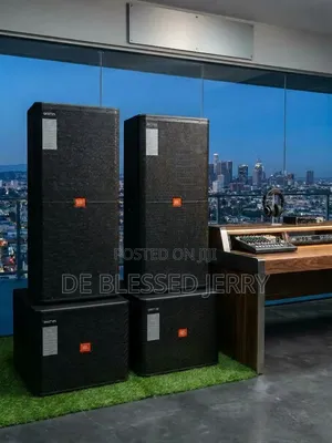 JBL SRX725 Biyu Full Range Speakers & SRX18 Subwoofer