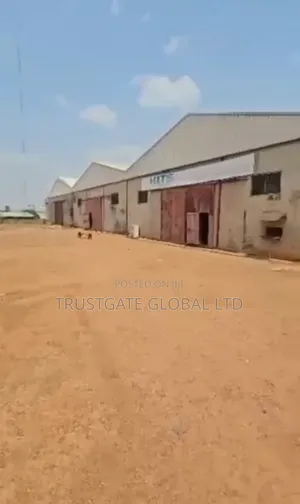 Wurin Ajiya Don Siyarwa - Idu Industrial, Abuja