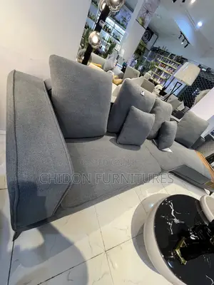 Sofa na Turkiyya da Teburin Tsakiya