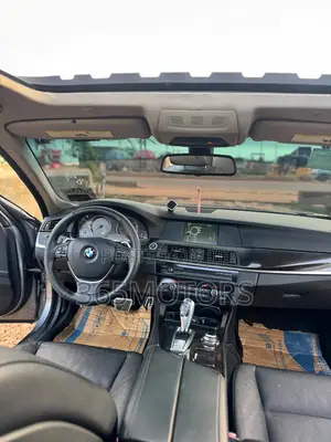 BMW 528i 2012 Gray