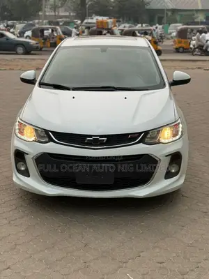 Chevrolet Sonic Premier Hatchback na 2018