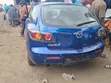 Mazda 3 2004 Mai Amfani a Ƙasashen Waje, Shuɗi - 2