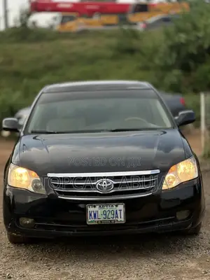 Toyota Avalon XLS 2005 Baki