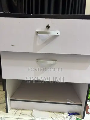 Used Drawer Unit - White Glossy Finish