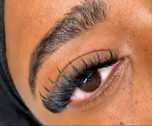 Volume Wispy Cat Eye Lash Extensions - Sangotedo Ajah