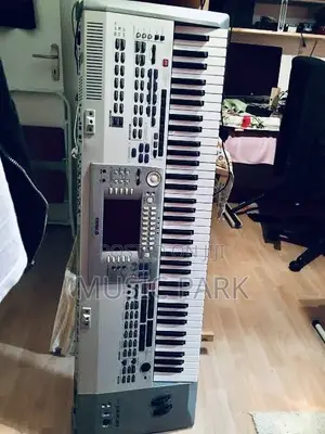 Yamaha PSR-9000 Pro Arranger Workstation Keyboard Na Biyu