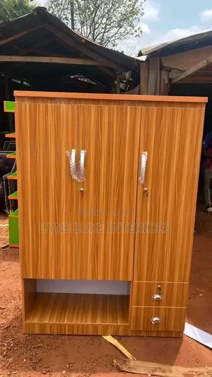 Durable 6ft x 4ft Wooden Wardrobe with Drawers