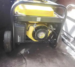 Sumec Firman SPG3000E2 Petrol Generator - Electric Start, 2.8kVA