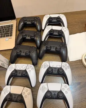 Used UK Original PS5 Controller