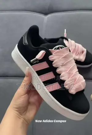 Sneakers Na Maza Da Mata Na Baki Da Launuka