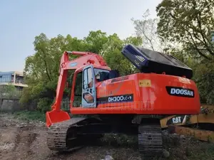 Doosan DH300LC Excavator 2022