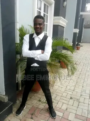 Mai Hidimar Gidan Abinci da Wanki - Kwararre Mai Gwaninta