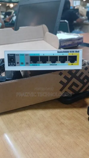 MikroTik RB951UI-2HND Wireless Router