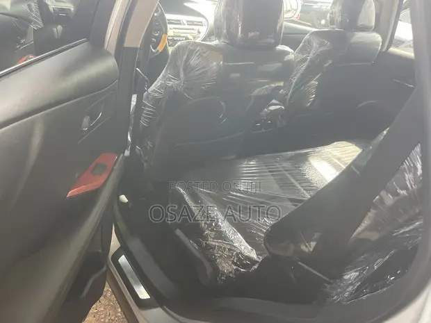 Lexus RX 350 2010 Silver - 1