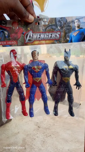 Avengers Figurines Toy Pack (3 a kowace fakiti)