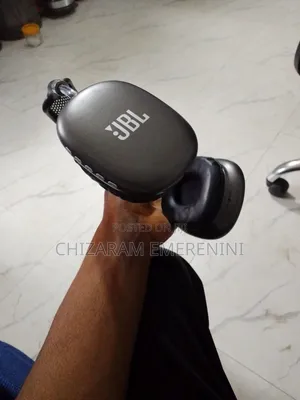 JBL i12 Wayarless Headphone