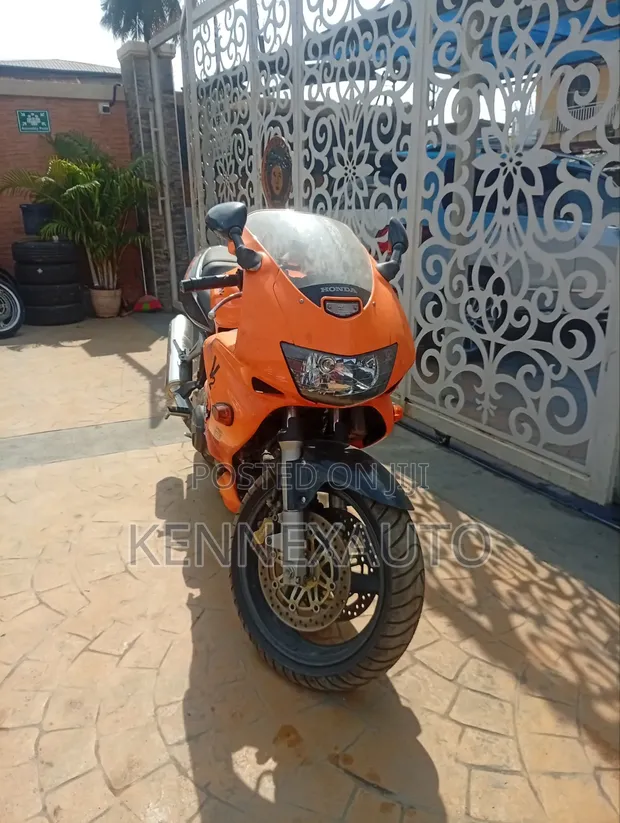 Honda 2015 Sport Bike - Orange - 1