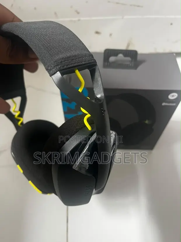 Logitech G435 Wireless Gaming Headset - 1