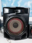 LG X-Boom CJ44 Mai Rera Waƙa - 3