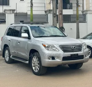 Lexus LX 570 2011 Silver
