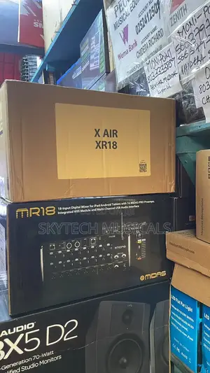 Behringer X Air XR18 Digital Mixer