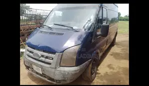 Ford Transit 2006 Bus - Blue