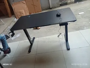 Adjustable Electric Game Desk with LED Lights (1.2m)