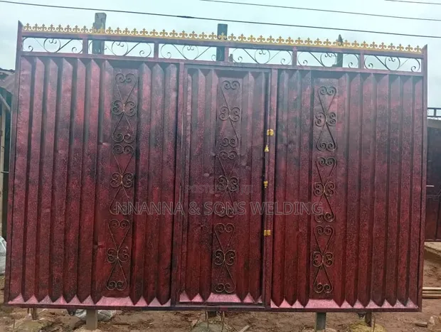 14ft x 9ft Standard Sliding Gate - 1
