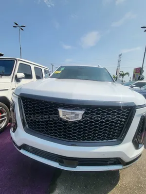 Cadillac Escalade Sport 2026 Fari