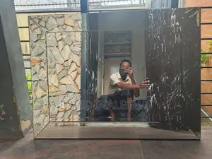Babban Madubi na Home Interiors (32x38 inci)