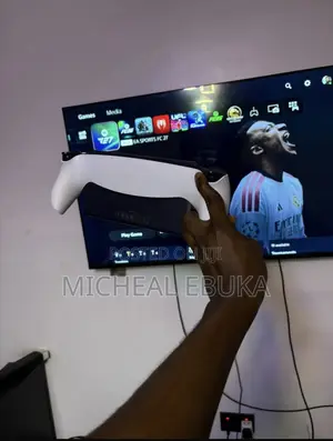 PS5 DualSense Controller