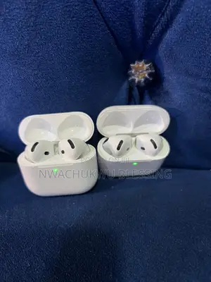 Apple AirPods 4 (Amfani)