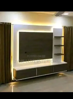 TV Stand Mai Girma da Akwatuna da Shelves