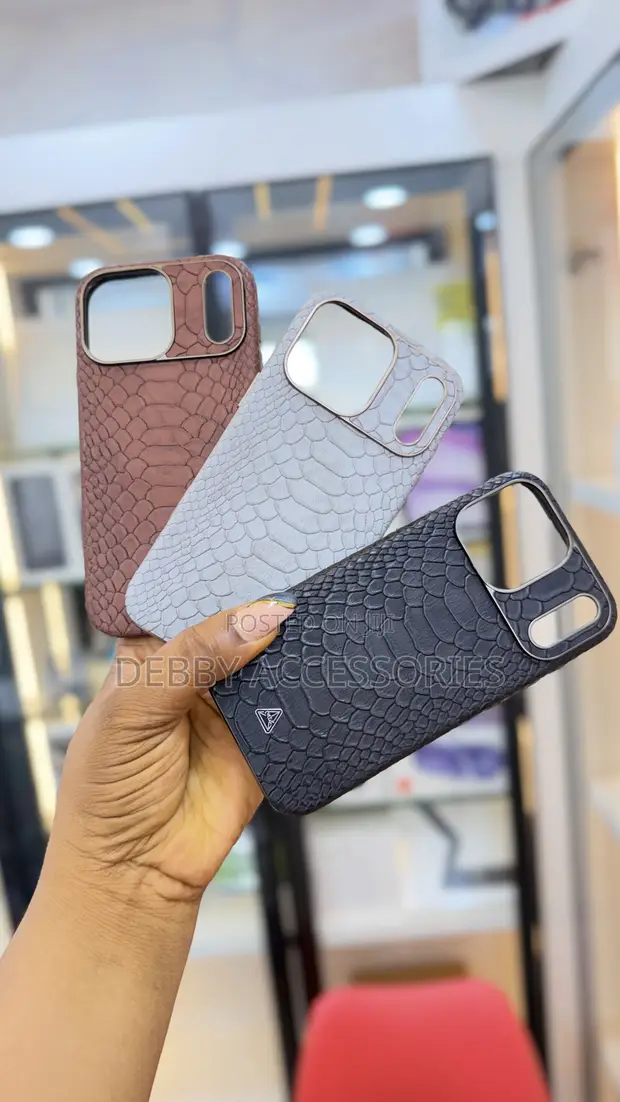 Kajsa Snake Pattern Protective Case with MagSafe Support - 1