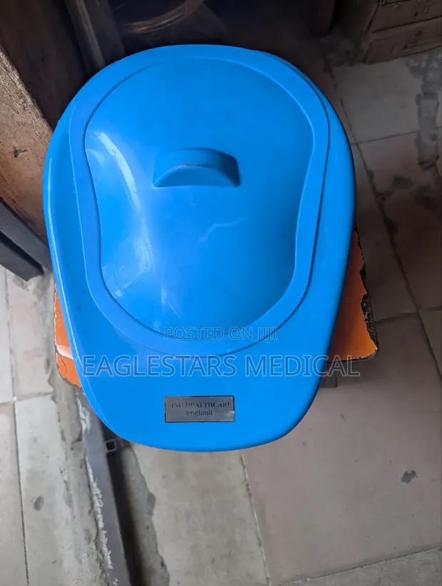 Brand New Plastic Bed Pan - 1