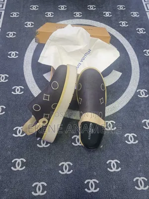 Takalmi Louis Vuitton Mules - Brown Leather, Size 45