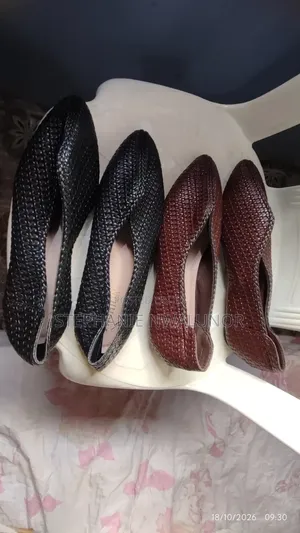 Shein Tsohuwar Woven Loafers - Mata 43