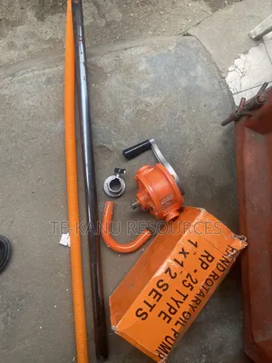 Manual Fluid Transfer Pump (Rotary Barrel Pump RP-25)