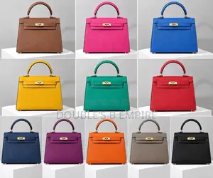 Hermes Luxury Handbag - Matsayi: Medium, Launi: Multicolor