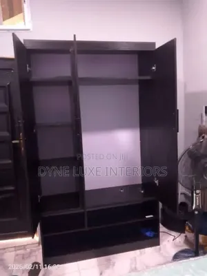 Quality Wooden 4x6 Wardrobe