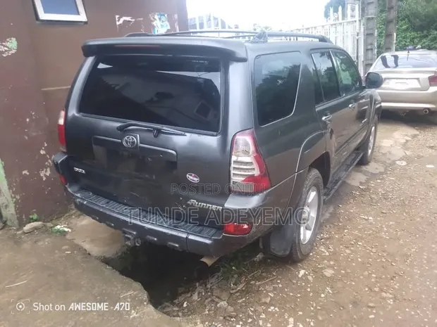 Toyota 4-Runner 2005 Gray - 1
