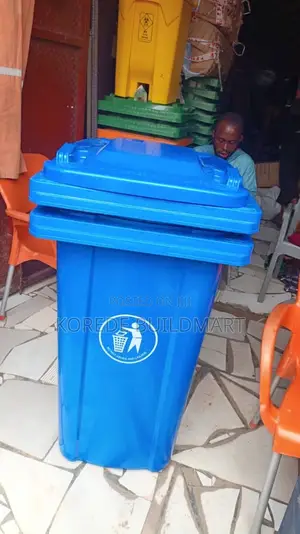 Babban Kwandon Shara Mai Lita 240 Mai Kafa da Tayoyi