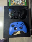 Xbox One X tare da Kwamfuta 2 da Wasanni 7 - 2