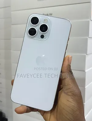 Sabon Apple iPhone 15 Pro Max 256GB Silver