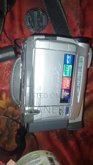 Canon ZR25 MC Kamara Mai Amfani Da Fim
