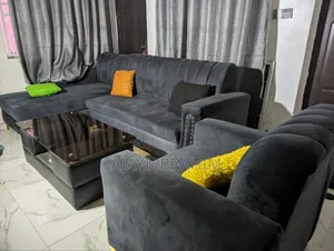 An Yi Amfani Da L-Chair Na Falo, Center Table & 4-Seater Dining Set