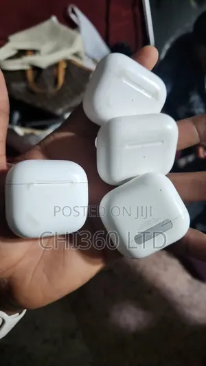 Airpods 4 & 3 Na Baki (Kasa Kawai + Pods)