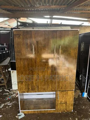 Sabon Wardrobe - Medical Junction